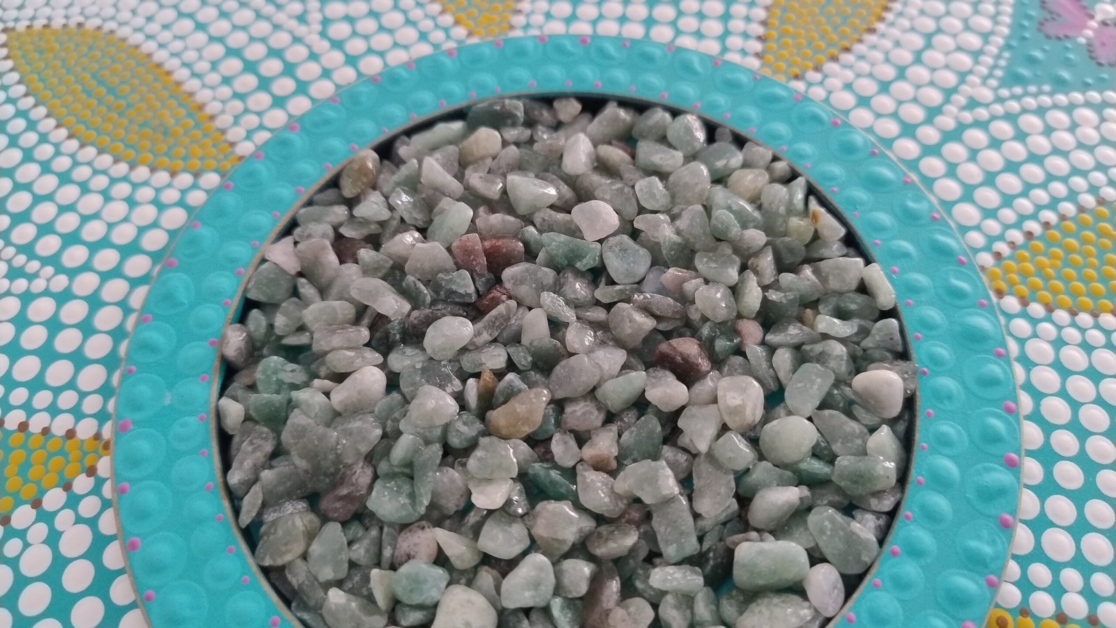 Mandala Florescer • Pontilhismo com Quartzo Verde (28,5 cm) - Imagem 13