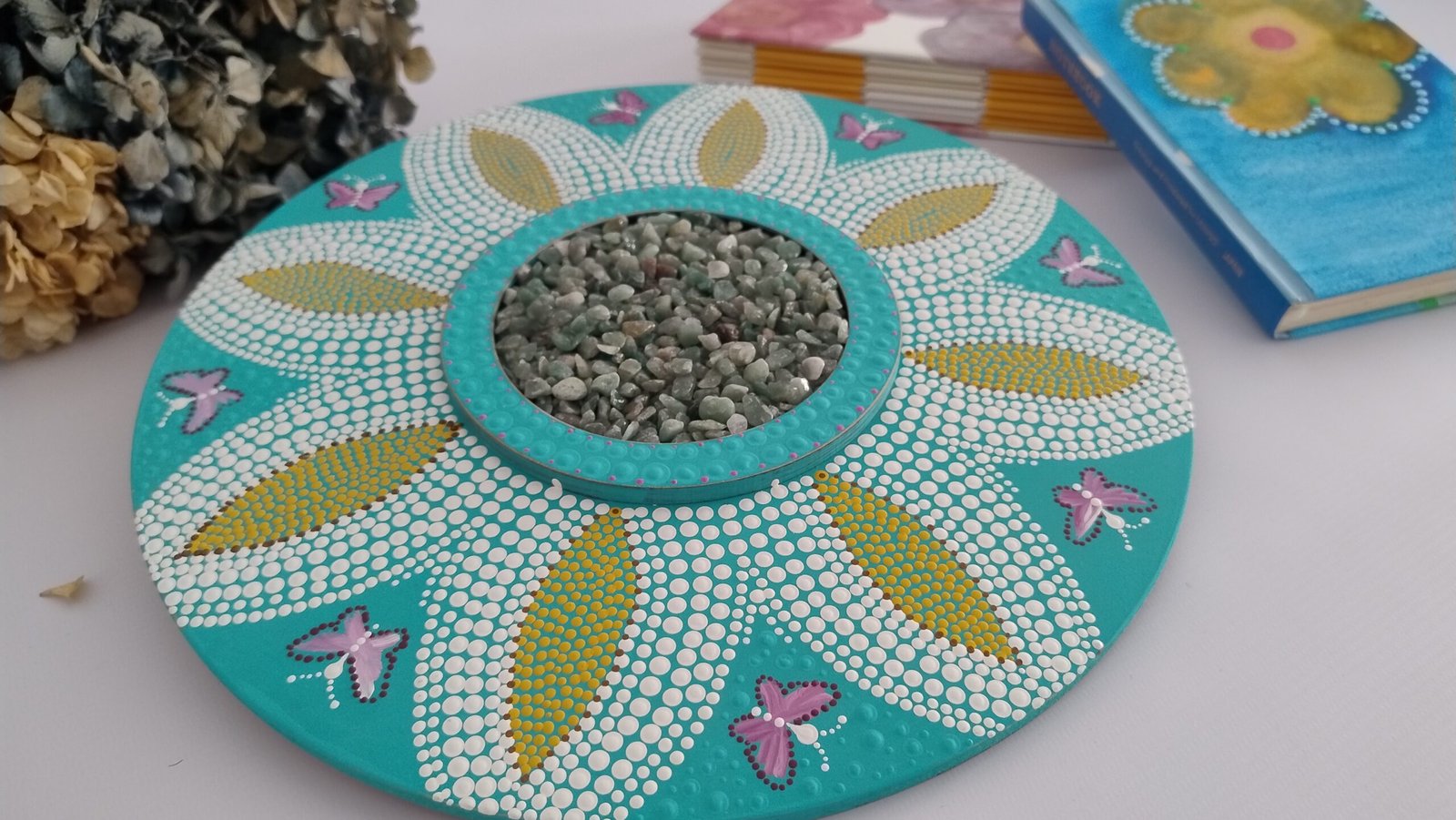 Leia mais sobre o artigo Mandala Florescer: Uma criação intuitiva que pulsa renovação 