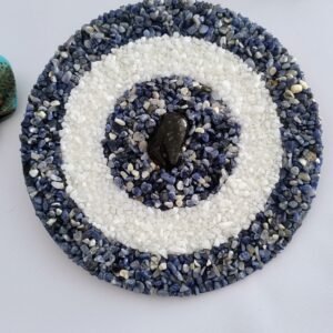 Mandala de Porta “Olho Grego” em Pedra sobre MDF – 23 cm – Proteção e Decoração